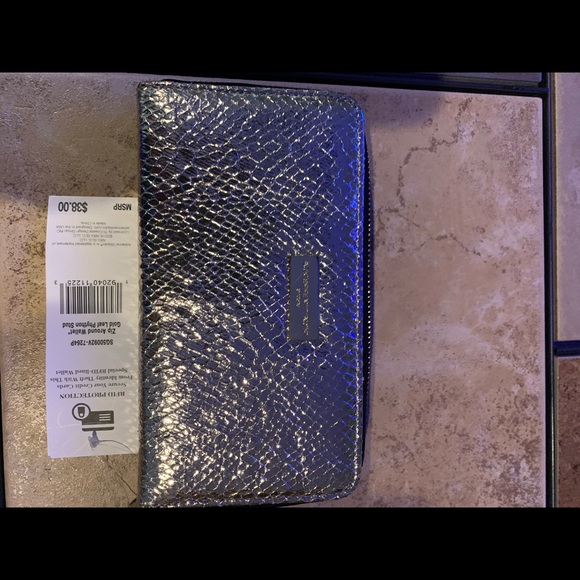 Sparkly Gold Wallet - Picture 3 of 4